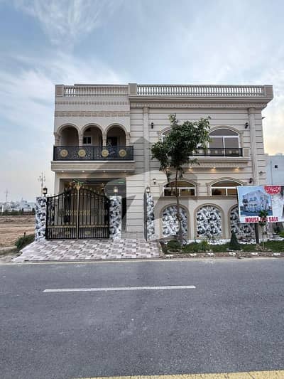 نیو میٹرو سٹی جی ٹی روڈ,سرائے عالمگیر میں 6 کمروں کا 8 مرلہ مکان 2.7 کروڑ میں برائے فروخت۔