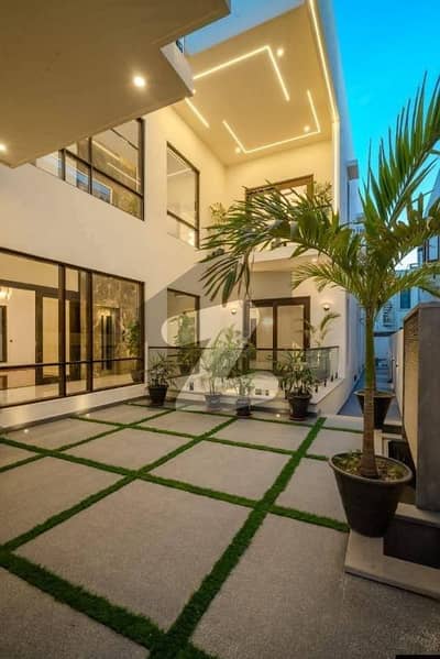 ARCHITECTURAL MASTERPIECE: | 500 YARD | MODERN BUNGALOW FOR SALE IN DHA PHASE 8