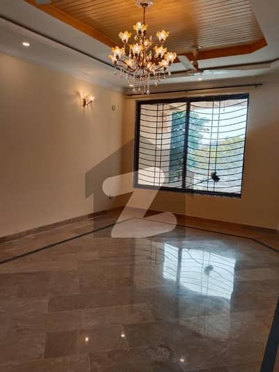 Affordable Upper Portion Of 14 Marla Is Available For Rent