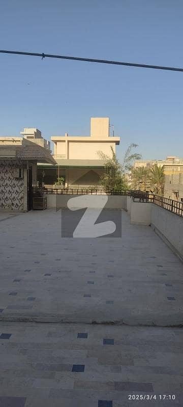 گلشنِ اقبال - بلاک 13 اے گلشنِ اقبال,گلشنِ اقبال ٹاؤن,کراچی میں 1 کمرے کا 8 مرلہ بالائی پورشن 27.0 ہزار میں کرایہ پر دستیاب ہے۔