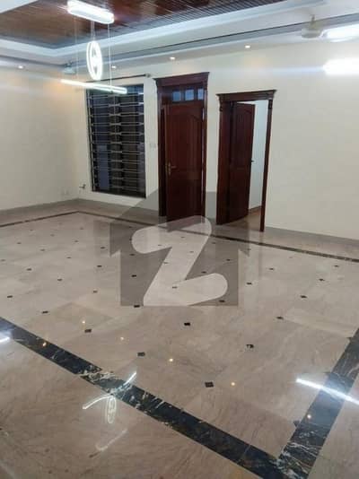 Affordable Upper Portion Of 14 Marla Is Available For rent