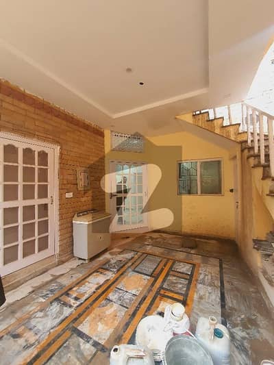 چکلالہ سکیم 3 چکلالہ سکیم,راولپنڈی میں 4 کمروں کا 6 مرلہ مکان 70.0 ہزار میں کرایہ پر دستیاب ہے۔