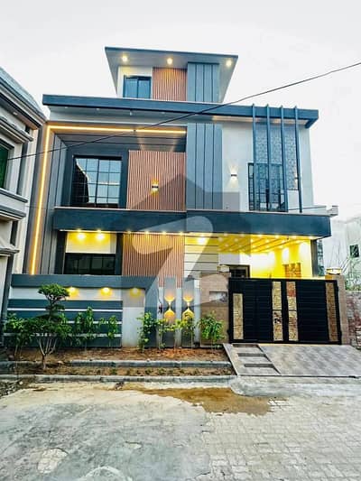 ڈیفینس ہومز سوسائٹی سیالکوٹ میں 4 کمروں کا 6 مرلہ مکان 3.1 کروڑ میں برائے فروخت۔ ڈیفینس ہومز سوسائٹی سیالکوٹ میں 4 کمروں کا 6 مرلہ مکان 3.1 کروڑ میں برائے فروخت۔