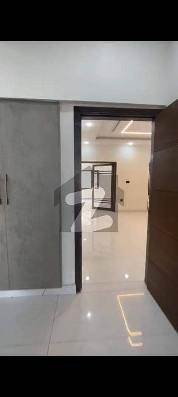 جامی کمرشل ایریا ڈی ایچ اے فیز 7,ڈی ایچ اے ڈیفینس,کراچی میں 2 کمروں کا 4 مرلہ فلیٹ 1.8 کروڑ میں برائے فروخت۔