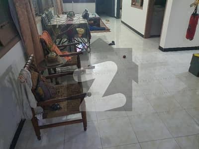 نارتھ ناظم آباد ۔ بلاک ڈی نارتھ ناظم آباد,کراچی میں 5 کمروں کا 16 مرلہ مکان 6.1 کروڑ میں برائے فروخت۔