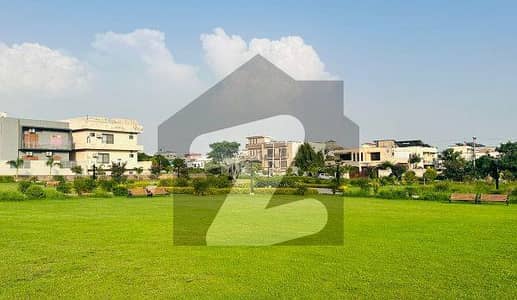 ڈاکٹرز ہاؤسنگ سوسائٹی اسلام آباد میں 2 کنال رہائشی پلاٹ 7.85 کروڑ میں برائے فروخت۔