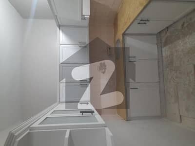 2 Bed Lounge Flat In Johar