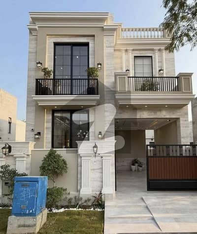 بحریہ ٹاؤن فیز 8 بحریہ ٹاؤن راولپنڈی,راولپنڈی میں 3 کمروں کا 5 مرلہ مکان 60.0 ہزار میں کرایہ پر دستیاب ہے۔