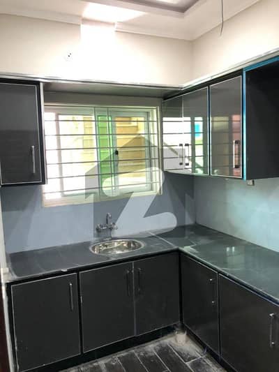 پی ڈبلیو ڈی ہاؤسنگ سوسائٹی ۔ بلاک ڈی پی ڈبلیو ڈی ہاؤسنگ سکیم,اسلام آباد میں 4 کمروں کا 5 مرلہ مکان 2.5 کروڑ میں برائے فروخت۔