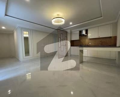 بحریہ ٹاؤن سیکٹر ای بحریہ ٹاؤن,لاہور میں 2 کمروں کا 4 مرلہ فلیٹ 50.0 ہزار میں کرایہ پر دستیاب ہے۔