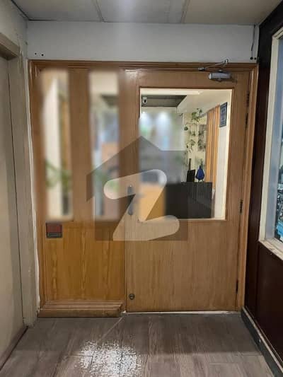 Un-Furnished Office For Rent ,Ideal For Custom Setup In Blue Area