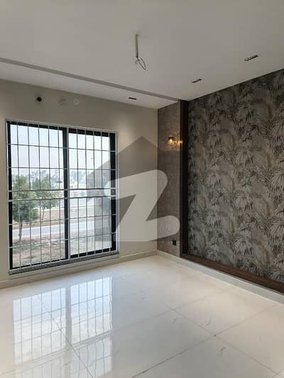 بحریہ آرچرڈ فیز 2 بحریہ آرچرڈ,لاہور میں 5 کمروں کا 8 مرلہ مکان 2.95 کروڑ میں برائے فروخت۔