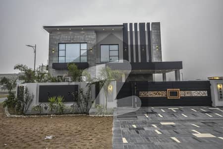 20 MARLA ELEGANT AND FULLY MAINTAINED SUPER HOT LOCATED BRAND NEW BUNGALOW IS AVAILABLE IN THE BEST BLOCK OF DHA LAHORE. 20 MARLA ELEGANT AND FULLY MAINTAINED SUPER HOT LOCATED BRAND NEW BUNGALOW IS AVAILABLE IN THE BEST BLOCK OF DHA LAHORE.