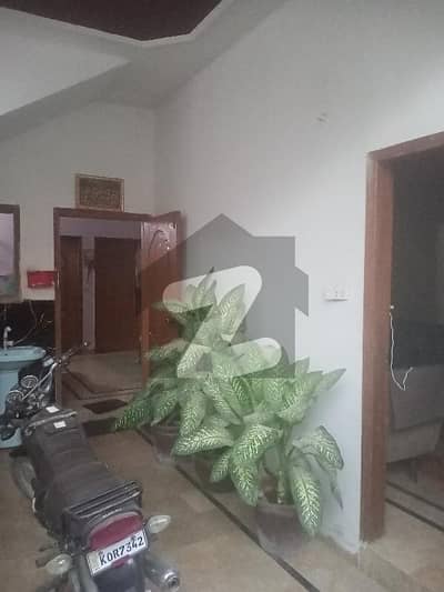 نارتھ کراچی - سیکٹر 7ڈی-2 نارتھ کراچی,کراچی میں 2 کمروں کا 5 مرلہ مکان 35.0 ہزار میں کرایہ پر دستیاب ہے۔