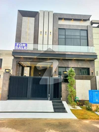 5 Marla Brand New house Available C block 9 Town DHA Lahore