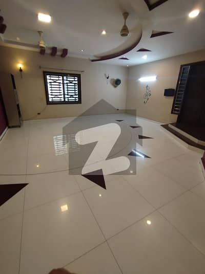 House Of 400 Square Yards First Or 2nd Floor Wit 2 Kitchens Each Floor And Car Parking Inside Just Like Independent Is Available For Rent In Gulshan E Iqbal Block 5