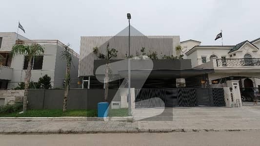 ڈی ایچ اے فیز 2 - سیکٹر ایف ڈی ایچ اے ڈیفینس فیز 2,ڈی ایچ اے ڈیفینس,اسلام آباد میں 1 کنال مکان 14.25 کروڑ میں برائے فروخت۔