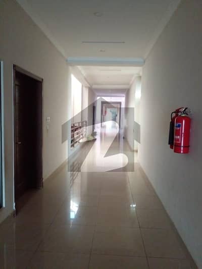 رانیا ہائٹس زراج ہاؤسنگ سکیم,اسلام آباد میں 1 کمرے کا 2 مرلہ فلیٹ 35.0 ہزار میں کرایہ پر دستیاب ہے۔