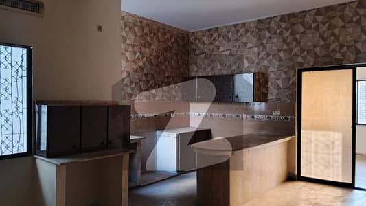 گلشنِ اقبال - بلاک 1 گلشنِ اقبال,گلشنِ اقبال ٹاؤن,کراچی میں 3 کمروں کا 10 مرلہ بالائی پورشن 80.0 ہزار میں کرایہ پر دستیاب ہے۔