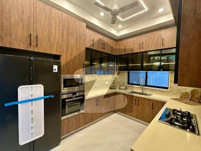 ڈی ایچ اے فیز 7 ڈیفنس (ڈی ایچ اے),لاہور میں 4 کمروں کا 10 مرلہ مکان 4.25 کروڑ میں برائے فروخت۔ ڈی ایچ اے فیز 7 ڈیفنس (ڈی ایچ اے),لاہور میں 4 کمروں کا 10 مرلہ مکان 4.25 کروڑ میں برائے فروخت۔