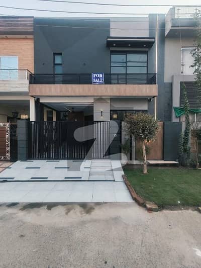 DHA RAHBAR PH 11 SECTOR 2 BRAND NEW MODERN HOUSE READY FOR THE SALE