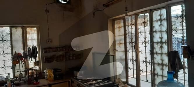 Prime Location North Nazimabad - Block D House For sale Sized 600 Square Yards