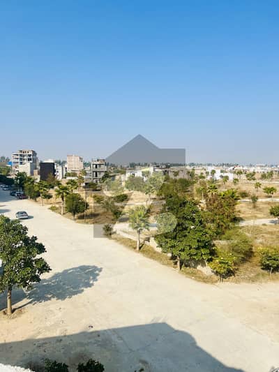 7 Marla Commercial Plot On 70 Feet Road In Business Hub Of Zamar Valley