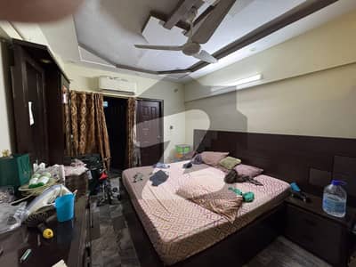 3 Bed DD Flat For Sale First Floor Gulistan-E-Johar