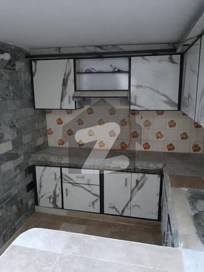 نارتھ کراچی کراچی میں 2 کمروں کا 6 مرلہ مکان 46.0 ہزار میں کرایہ پر دستیاب ہے۔