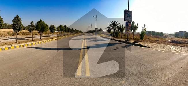 Top City 1 - Block D Residential Plot Sized 10 Marla For sale