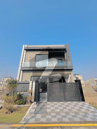 5 Marla Brand New House For Sale Direct Meeting With Owner In Parkview City Lahore