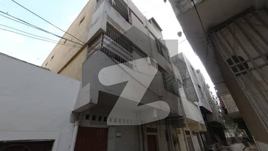 فیڈرل بی ایریا ۔ بلاک 8 فیڈرل بی ایریا,کراچی میں 6 کمروں کا 5 مرلہ مکان 3.4 کروڑ میں برائے فروخت۔