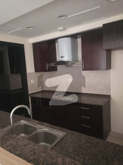 عمار کورل ٹاورز امارکریسنٹ بے,ڈی ایچ اے فیز 8,ڈی ایچ اے ڈیفینس,کراچی میں 1 کمرے کا 5 مرلہ فلیٹ 1.9 لاکھ میں کرایہ پر دستیاب ہے۔