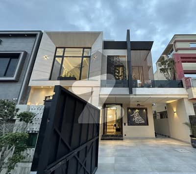 10 Marla Designer Upper Portion Available For Rent In Heart Of Bahria Town Phase 8 Rawalpindi