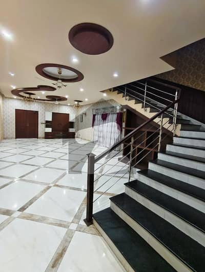 500 Yard Bungalow For Rent In DHA Phase 5