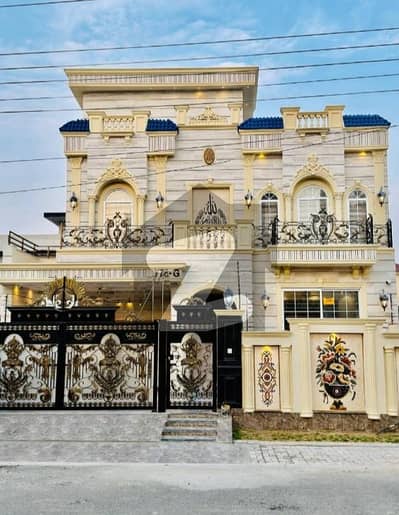 سینٹرل پارک ہاؤسنگ سکیم لاہور میں 5 کمروں کا 10 مرلہ مکان 4.05 کروڑ میں برائے فروخت۔