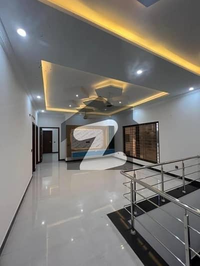 بحریہ ٹاؤن - پریسنٹ 16 بحریہ ٹاؤن کراچی,کراچی میں 5 کمروں کا 10 مرلہ مکان 2.3 کروڑ میں برائے فروخت۔