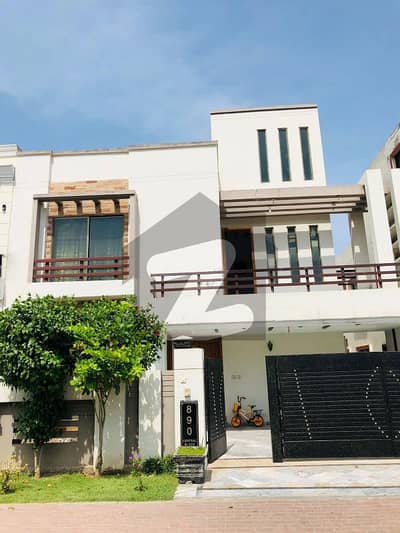 بحریہ آرچرڈ فیز 1 ۔ سینٹرل بحریہ آرچرڈ فیز 1,بحریہ آرچرڈ,لاہور میں 5 کمروں کا 10 مرلہ مکان 2.9 کروڑ میں برائے فروخت۔