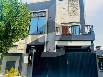 I SELL 5 MARLA HOUSE IN BAHRIA ORCHARD LAHORE