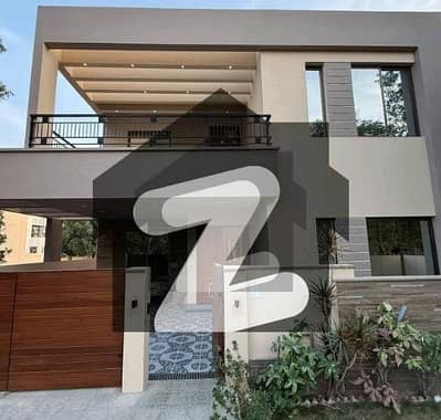 بحریہ ٹاؤن - پریسنٹ 8 بحریہ ٹاؤن کراچی,کراچی میں 4 کمروں کا 11 مرلہ مکان 85.0 ہزار میں کرایہ پر دستیاب ہے۔