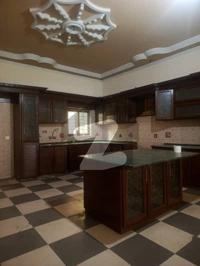 گلستانِِ جوہر ۔ بلاک 3 گلستانِ جوہر,کراچی میں 3 کمروں کا 10 مرلہ مکان 6.75 کروڑ میں برائے فروخت۔