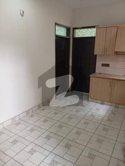 Prime Location 800 Square Feet Flat For sale In Gulistan-e-Jauhar - Block 3 Karachi