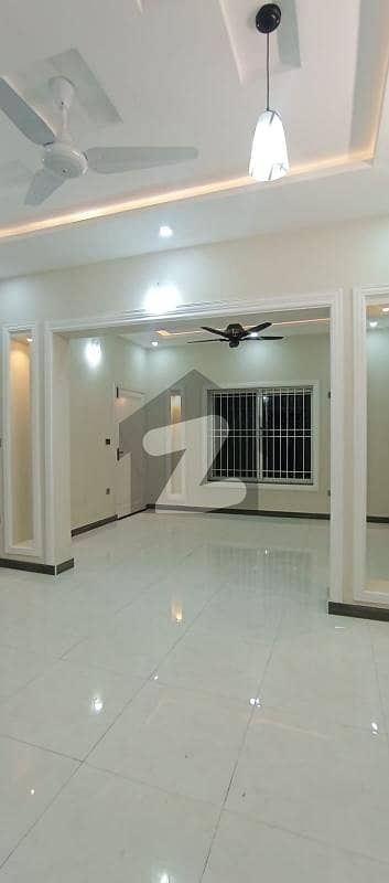 Like Brand New 5 MARLA Double Storey House