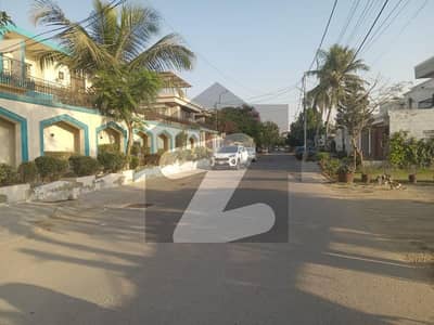 ڈی ایچ اے فیز 6 ڈی ایچ اے ڈیفینس,کراچی میں 2 کمروں کا 10 مرلہ زیریں پورشن 1.5 لاکھ میں کرایہ پر دستیاب ہے۔