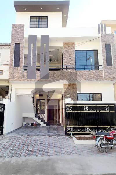 جی ۔ 14 اسلام آباد میں 5 کمروں کا 5 مرلہ مکان 1.4 لاکھ میں کرایہ پر دستیاب ہے۔