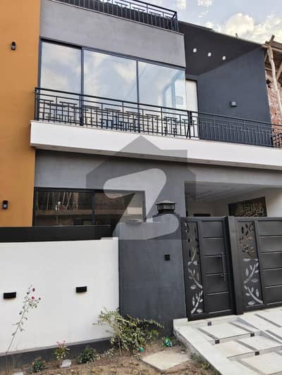 Prime Location House Of 5 Marla Is Available For sale In Buch Executive Villas