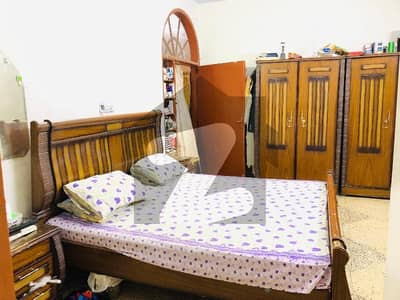 گلستانِِ جوہر ۔ بلاک 7 گلستانِ جوہر,کراچی میں 4 کمروں کا 5 مرلہ مکان 2.6 کروڑ میں برائے فروخت۔