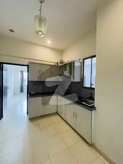 studio apartment for rent phase6 chota bukhari