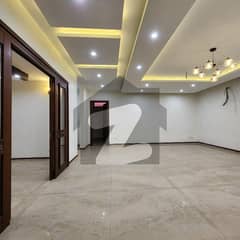Brand New 500 Yards House For Rent 6 Bed Rooms Drawing Dining Lounge Basement