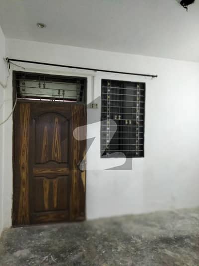 جوہر ٹاؤن فیز 1 جوہر ٹاؤن,لاہور میں 1 کمرے کا 2 مرلہ زیریں پورشن 18.5 ہزار میں کرایہ پر دستیاب ہے۔